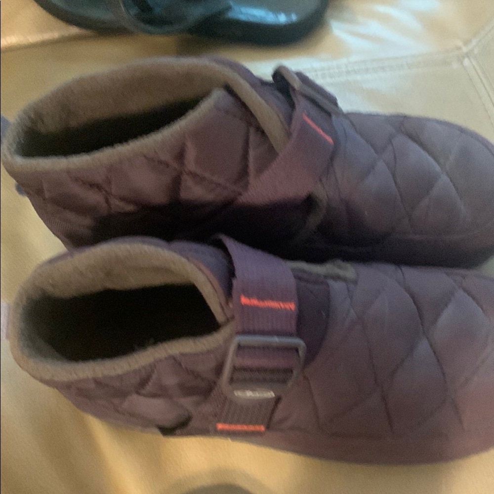 Chaco Purple Quilted Slippers Slip-On Comfort